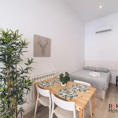Santa Maria De La Cabeza1 Apartments Madrid Esterno foto